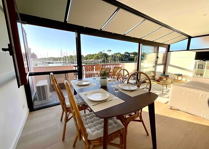 Le Grand Pavois - Terrasse D'exception Face Aux Bateaux